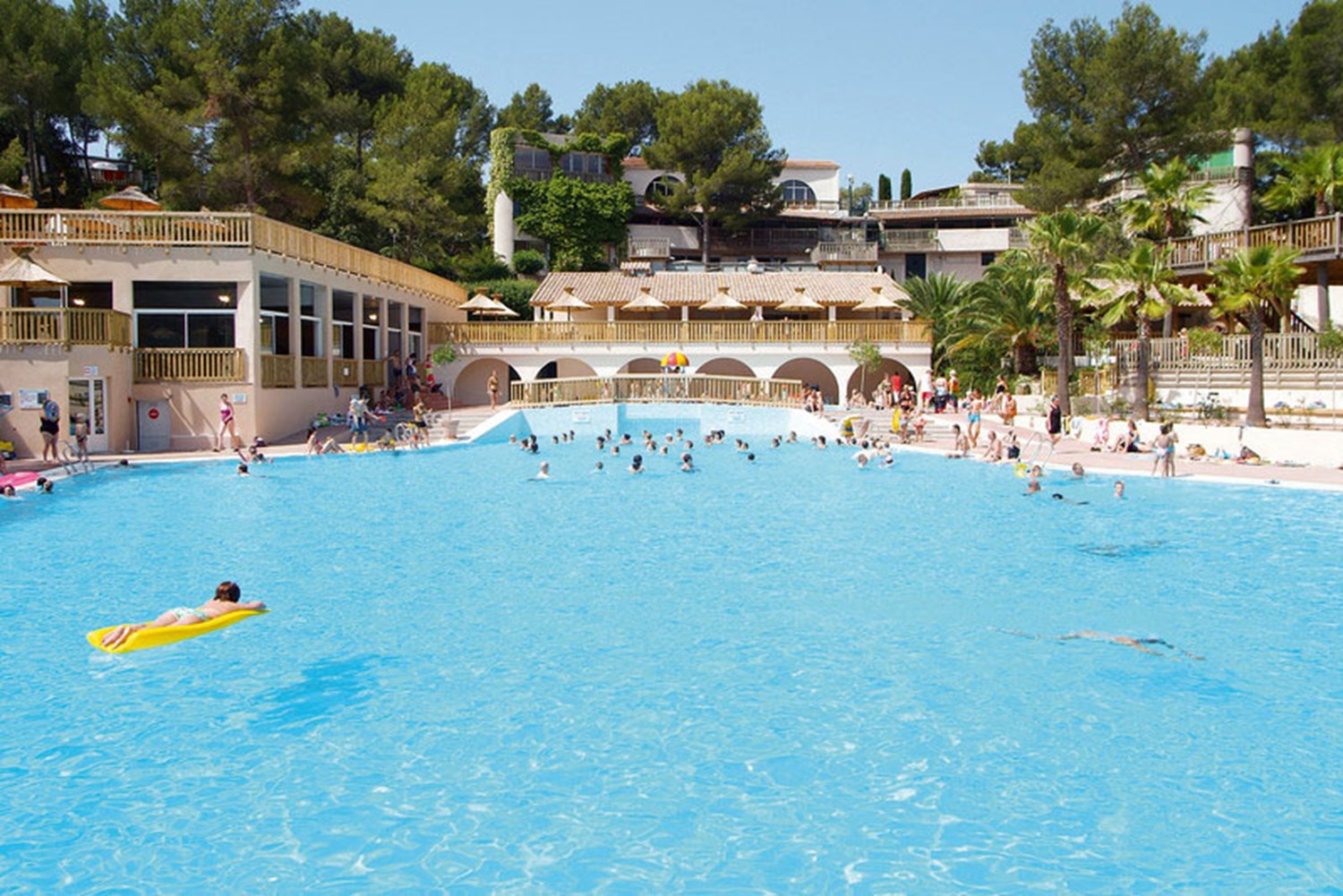 Camping Holiday Green Côte d'Azur Frankreich CampingDreams