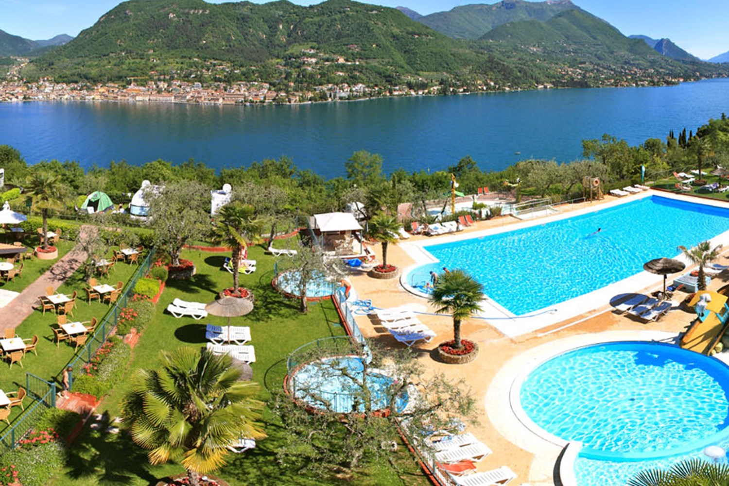 Luxus Mobilheim auf dem 4 Sterne Campingplatz Weekend am Gardasee