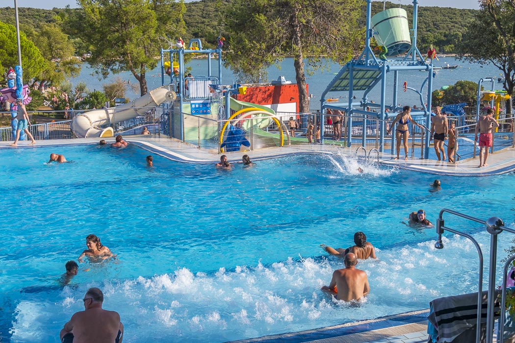 Kinderbad schweiz Kinderbad schweiz